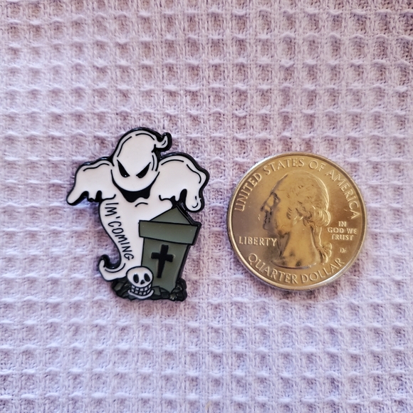 White Oogie Boogie Pin - Picture 4 of 7